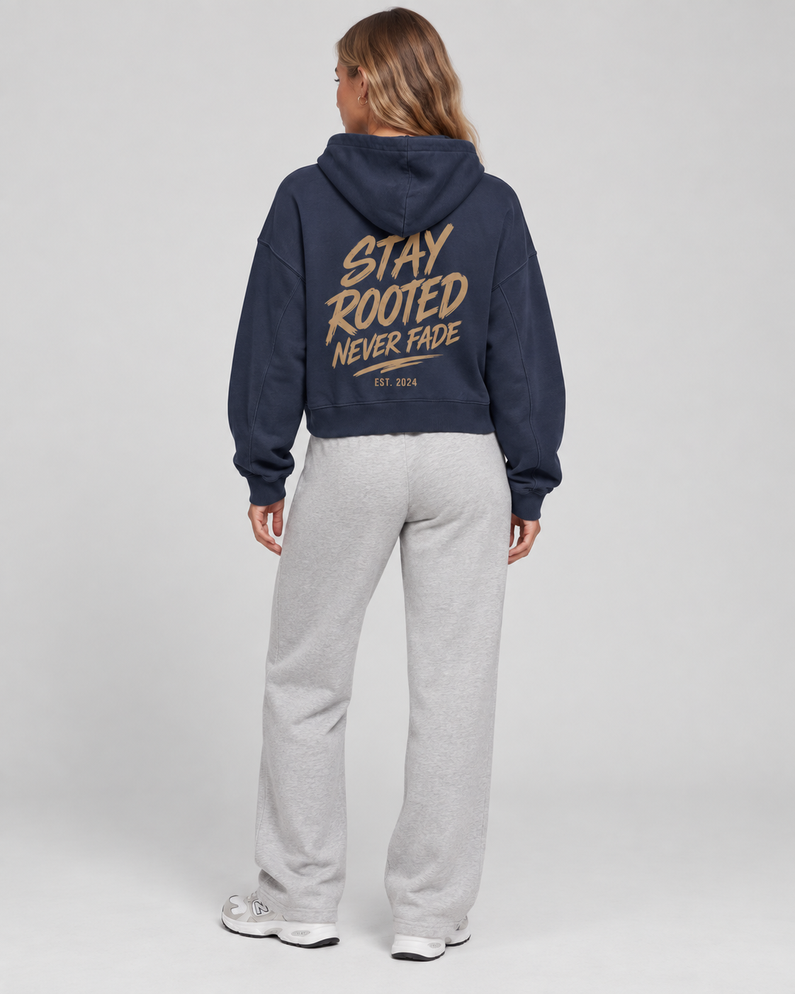 SXB ESSENTIAL Women’s Cropped Hoodie